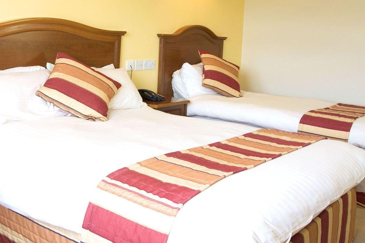 Achill Cliff House Hotel & Restaurant كيل المظهر الخارجي الصورة