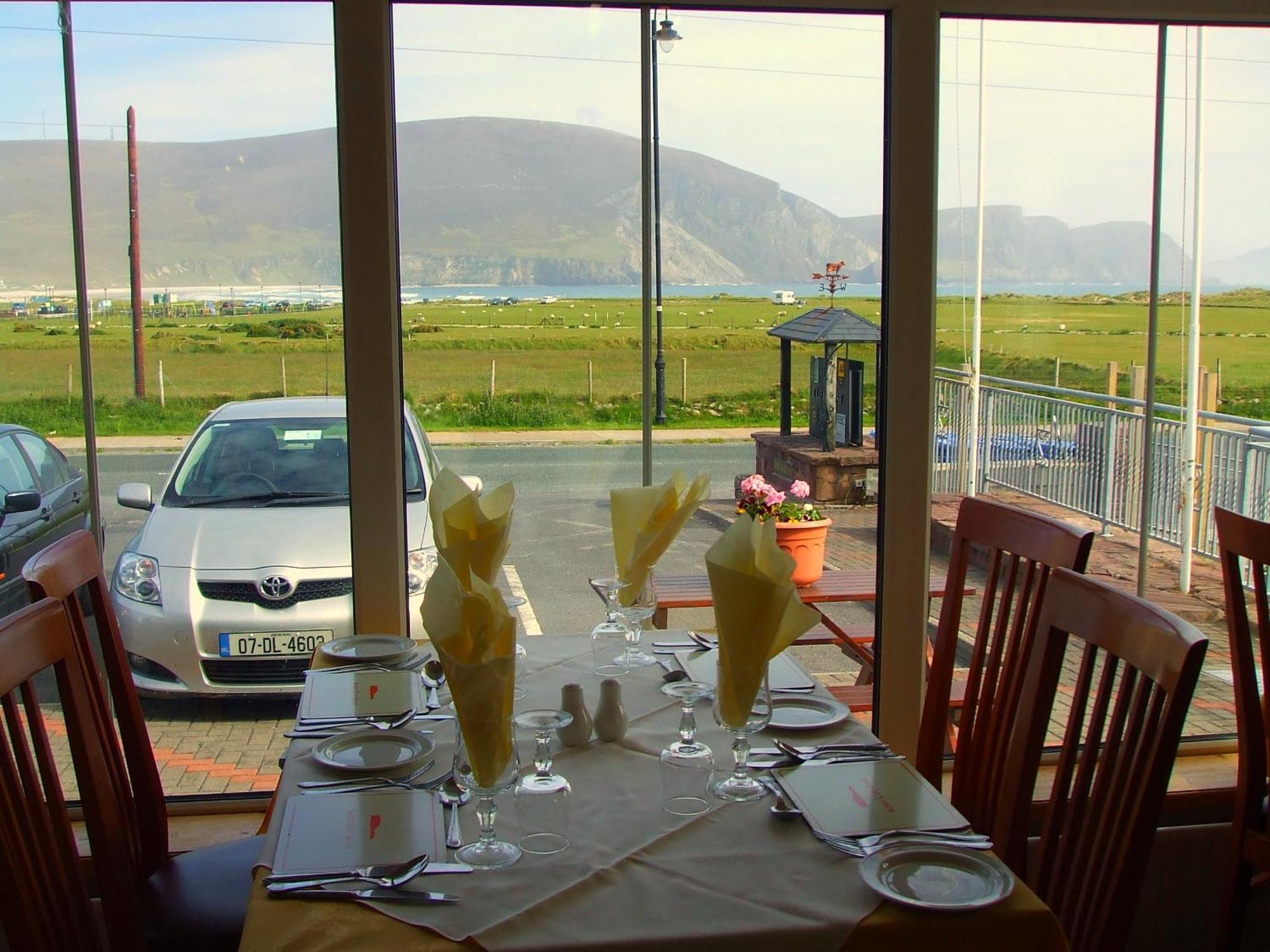 Achill Cliff House Hotel & Restaurant كيل المظهر الخارجي الصورة
