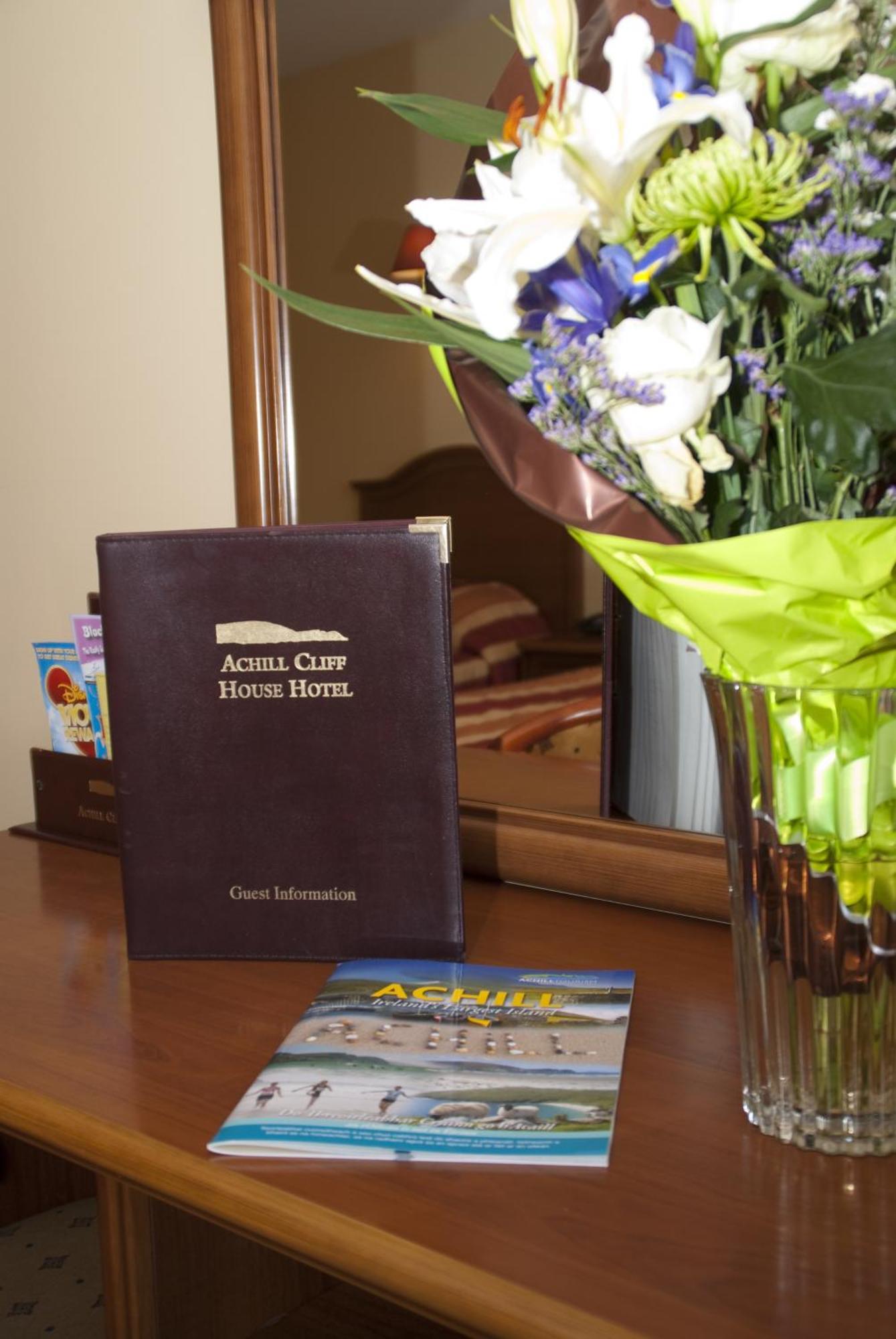 Achill Cliff House Hotel & Restaurant كيل الغرفة الصورة