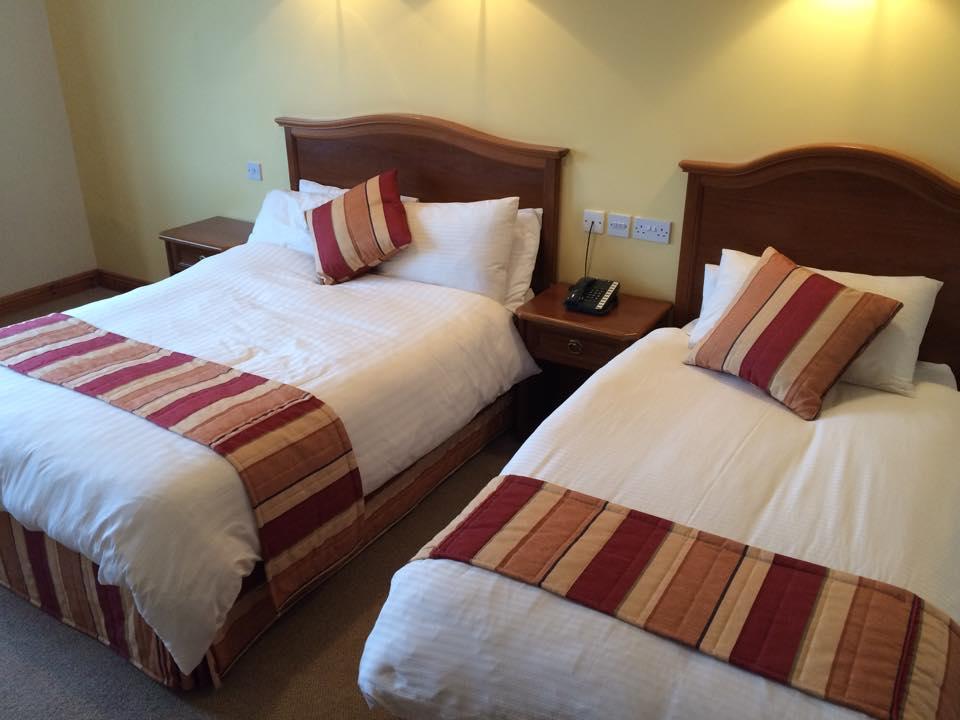Achill Cliff House Hotel & Restaurant كيل المظهر الخارجي الصورة